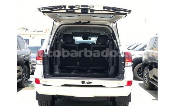 Buy Import Toyota Land Cruiser White Car in Import - Dubai in Barbados Buy Import Toyota Land Cruiser White Car in Import - Dubai in Barbados