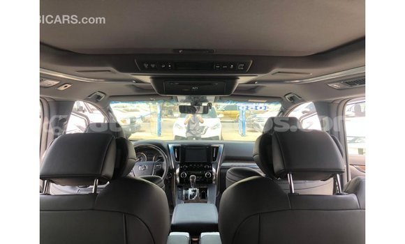 Buy Import Toyota Alphard White Car in Import - Dubai in Barbados Buy Import Toyota Alphard White Car in Import - Dubai in Barbados
