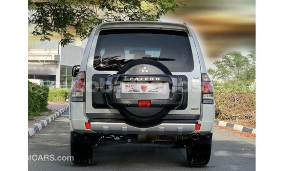 Buy Import Mitsubishi Pajero White Car in Import - Dubai in Barbados Buy Import Mitsubishi Pajero White Car in Import - Dubai in Barbados