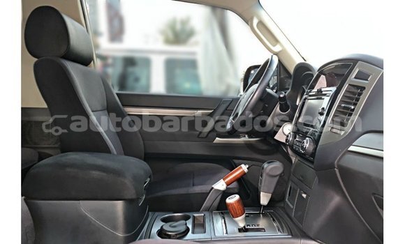 Buy Import Mitsubishi Pajero White Car in Import - Dubai in Barbados Buy Import Mitsubishi Pajero White Car in Import - Dubai in Barbados