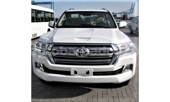 Buy Import Toyota Land Cruiser White Car in Import - Dubai in Barbados Buy Import Toyota Land Cruiser White Car in Import - Dubai in Barbados