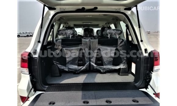 Buy Import Toyota Land Cruiser White Car in Import - Dubai in Barbados Buy Import Toyota Land Cruiser White Car in Import - Dubai in Barbados