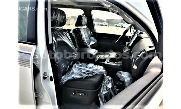 Buy Import Toyota Land Cruiser White Car in Import - Dubai in Barbados Buy Import Toyota Land Cruiser White Car in Import - Dubai in Barbados