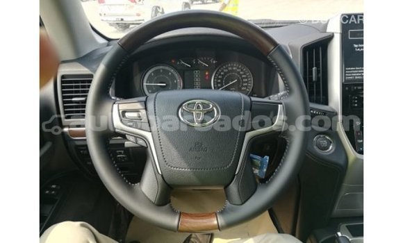 Buy Import Toyota Land Cruiser White Car in Import - Dubai in Barbados Buy Import Toyota Land Cruiser White Car in Import - Dubai in Barbados