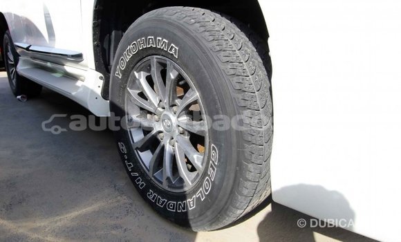 Buy Import Toyota Prado White Car in Import - Dubai in Barbados Buy Import Toyota Prado White Car in Import - Dubai in Barbados