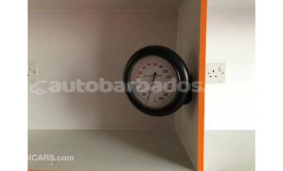 Buy Import Toyota Hiace White Car in Import - Dubai in Barbados Buy Import Toyota Hiace White Car in Import - Dubai in Barbados