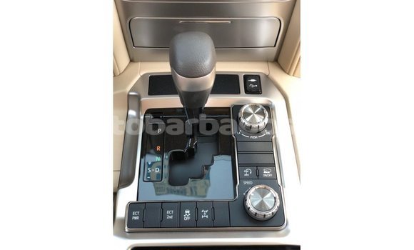 Buy Import Toyota Land Cruiser White Car in Import - Dubai in Barbados Buy Import Toyota Land Cruiser White Car in Import - Dubai in Barbados