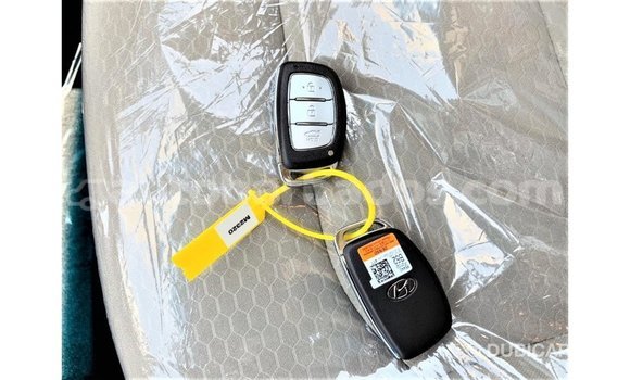 Buy Import Hyundai Elantra White Car in Import - Dubai in Barbados Buy Import Hyundai Elantra White Car in Import - Dubai in Barbados