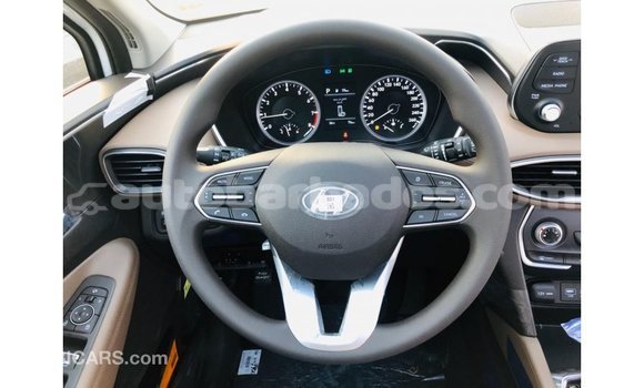 Buy Import Hyundai Santa Fe White Car in Import - Dubai in Barbados Buy Import Hyundai Santa Fe White Car in Import - Dubai in Barbados