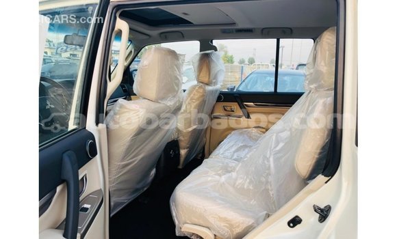 Buy Import Mitsubishi Pajero White Car in Import - Dubai in Barbados Buy Import Mitsubishi Pajero White Car in Import - Dubai in Barbados