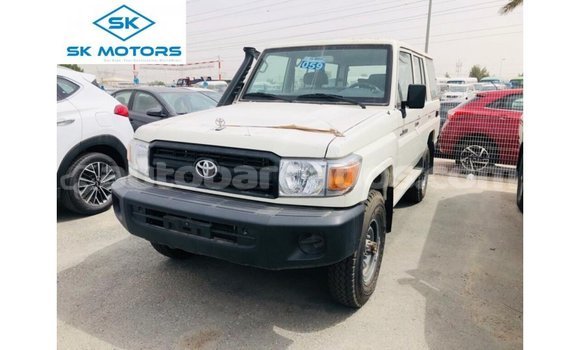 Buy Import Toyota Land Cruiser White Car in Import - Dubai in Barbados Buy Import Toyota Land Cruiser White Car in Import - Dubai in Barbados