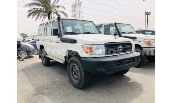 Buy Import Toyota Land Cruiser White Car in Import - Dubai in Barbados Buy Import Toyota Land Cruiser White Car in Import - Dubai in Barbados