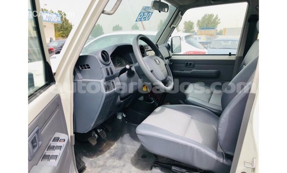 Buy Import Toyota Land Cruiser White Car in Import - Dubai in Barbados Buy Import Toyota Land Cruiser White Car in Import - Dubai in Barbados