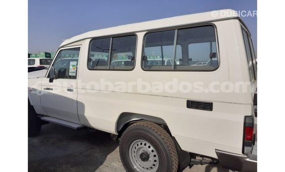Buy Import Toyota Land Cruiser White Car in Import - Dubai in Barbados Buy Import Toyota Land Cruiser White Car in Import - Dubai in Barbados