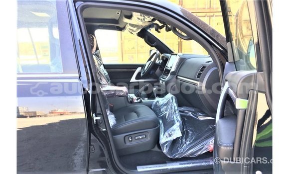 Buy Import Toyota Land Cruiser Black Car in Import - Dubai in Barbados Buy Import Toyota Land Cruiser Black Car in Import - Dubai in Barbados