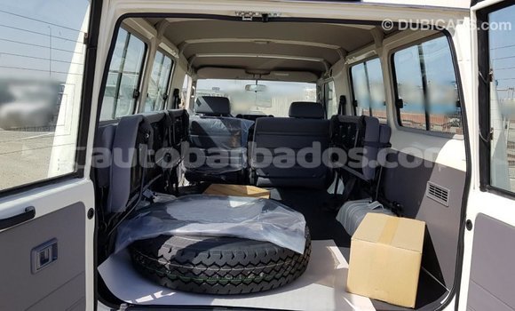 Buy Import Toyota Land Cruiser White Car in Import - Dubai in Barbados Buy Import Toyota Land Cruiser White Car in Import - Dubai in Barbados