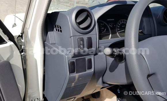 Buy Import Toyota Land Cruiser White Car in Import - Dubai in Barbados Buy Import Toyota Land Cruiser White Car in Import - Dubai in Barbados