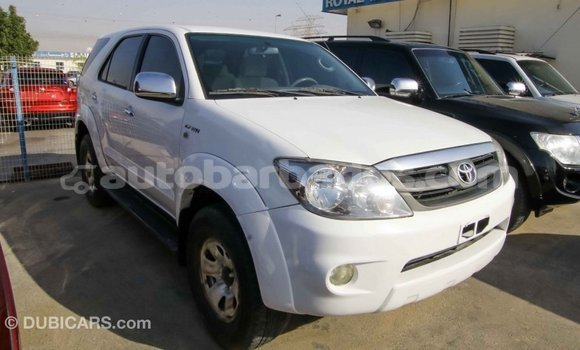 Buy Import Toyota Fortuner White Car in Import - Dubai in Barbados Buy Import Toyota Fortuner White Car in Import - Dubai in Barbados