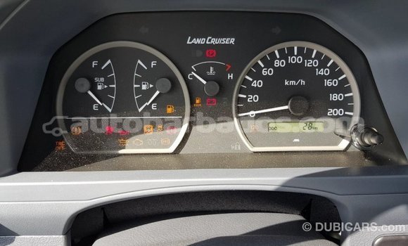 Buy Import Toyota Land Cruiser White Car in Import - Dubai in Barbados Buy Import Toyota Land Cruiser White Car in Import - Dubai in Barbados