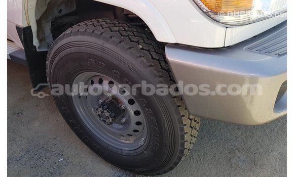 Buy Import Toyota Land Cruiser White Car in Import - Dubai in Barbados Buy Import Toyota Land Cruiser White Car in Import - Dubai in Barbados
