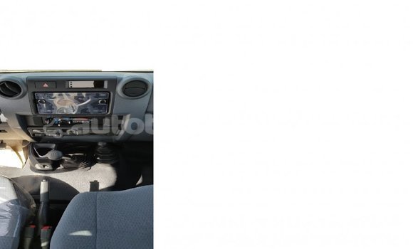 Buy Import Toyota Land Cruiser White Car in Import - Dubai in Barbados Buy Import Toyota Land Cruiser White Car in Import - Dubai in Barbados