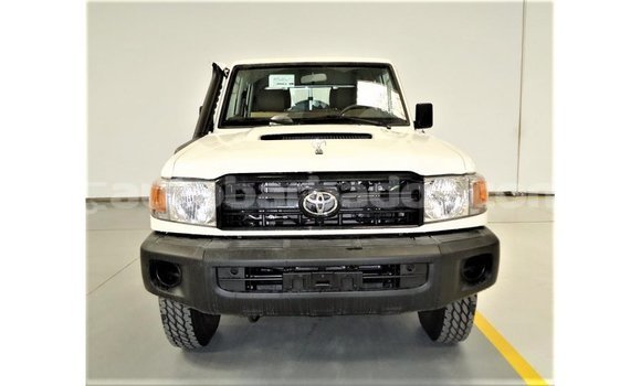 Buy Import Toyota Land Cruiser White Car in Import - Dubai in Barbados Buy Import Toyota Land Cruiser White Car in Import - Dubai in Barbados