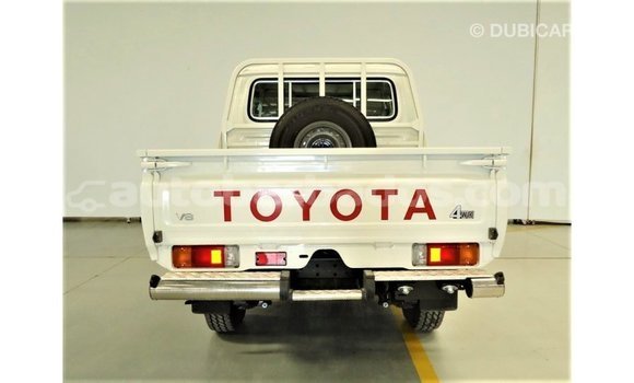Buy Import Toyota Land Cruiser White Car in Import - Dubai in Barbados Buy Import Toyota Land Cruiser White Car in Import - Dubai in Barbados