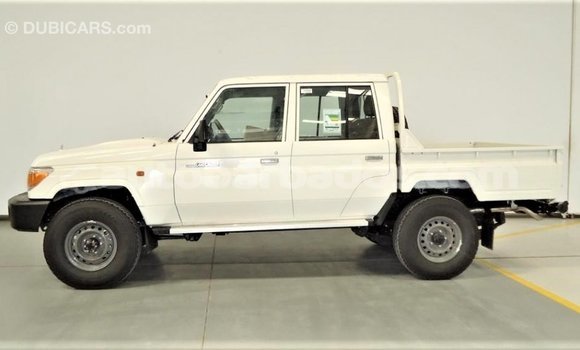 Buy Import Toyota Land Cruiser White Car in Import - Dubai in Barbados Buy Import Toyota Land Cruiser White Car in Import - Dubai in Barbados