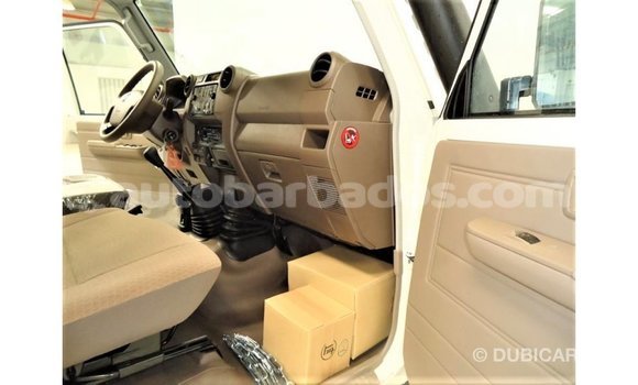 Buy Import Toyota Land Cruiser White Car in Import - Dubai in Barbados Buy Import Toyota Land Cruiser White Car in Import - Dubai in Barbados