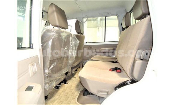 Buy Import Toyota Land Cruiser White Car in Import - Dubai in Barbados Buy Import Toyota Land Cruiser White Car in Import - Dubai in Barbados