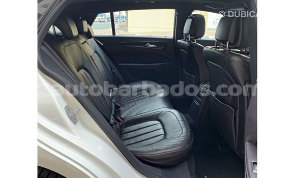 Buy Import Mercedes-Benz 190 (W201) White Car in Import - Dubai in Barbados Buy Import Mercedes-Benz 190 (W201) White Car in Import - Dubai in Barbados