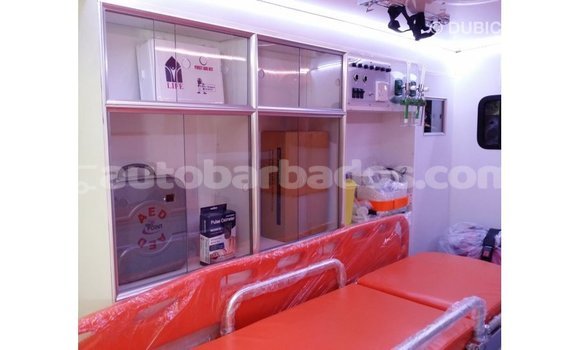 Buy Import Toyota Hiace White Car in Import - Dubai in Barbados Buy Import Toyota Hiace White Car in Import - Dubai in Barbados