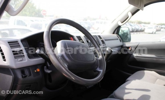 Buy Import Toyota Hiace White Car in Import - Dubai in Barbados Buy Import Toyota Hiace White Car in Import - Dubai in Barbados