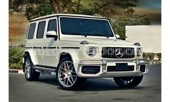 Buy Import Mercedes-Benz 190 (W201) White Car in Import - Dubai in Barbados Buy Import Mercedes-Benz 190 (W201) White Car in Import - Dubai in Barbados