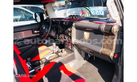Buy Import Toyota FJ Cruiser Black Car in Import - Dubai in Barbados Buy Import Toyota FJ Cruiser Black Car in Import - Dubai in Barbados