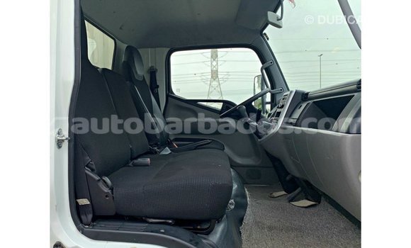 Buy Import Mitsubishi L400 White Truck in Import - Dubai in Barbados Buy Import Mitsubishi L400 White Truck in Import - Dubai in Barbados