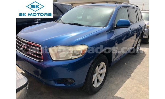 Buy Import Toyota Highlander Blue Car in Import - Dubai in Barbados