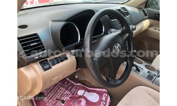 Buy Import Toyota Highlander Blue Car in Import - Dubai in Barbados Buy Import Toyota Highlander Blue Car in Import - Dubai in Barbados