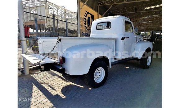 Buy Import Ford Club Wagon White Car in Import - Dubai in Barbados Buy Import Ford Club Wagon White Car in Import - Dubai in Barbados