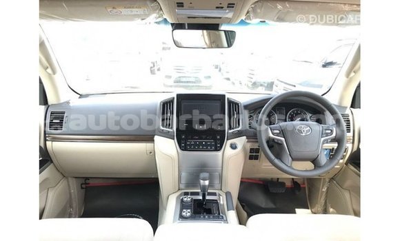 Buy Import Toyota Land Cruiser White Car in Import - Dubai in Barbados Buy Import Toyota Land Cruiser White Car in Import - Dubai in Barbados