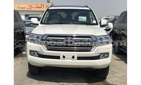 Buy Import Toyota Land Cruiser White Car in Import - Dubai in Barbados Buy Import Toyota Land Cruiser White Car in Import - Dubai in Barbados