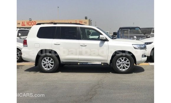 Buy Import Toyota Land Cruiser White Car in Import - Dubai in Barbados Buy Import Toyota Land Cruiser White Car in Import - Dubai in Barbados