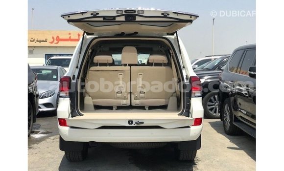 Buy Import Toyota Land Cruiser White Car in Import - Dubai in Barbados Buy Import Toyota Land Cruiser White Car in Import - Dubai in Barbados