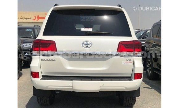 Buy Import Toyota Land Cruiser White Car in Import - Dubai in Barbados Buy Import Toyota Land Cruiser White Car in Import - Dubai in Barbados