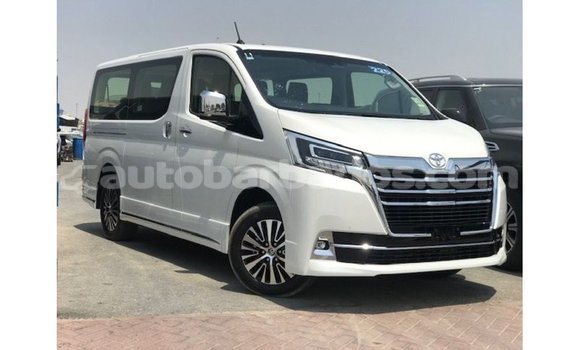Buy Import Toyota Granvia White Car in Import - Dubai in Barbados