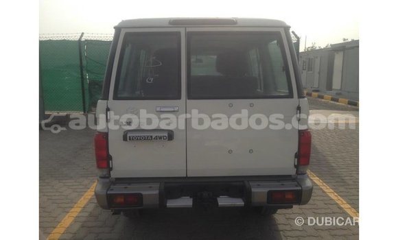 Buy Import Toyota Land Cruiser White Car in Import - Dubai in Barbados Buy Import Toyota Land Cruiser White Car in Import - Dubai in Barbados