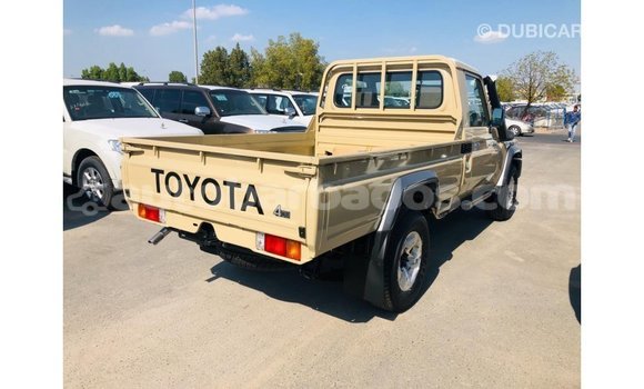Buy Import Toyota Land Cruiser Beige Car in Import - Dubai in Barbados Buy Import Toyota Land Cruiser Beige Car in Import - Dubai in Barbados