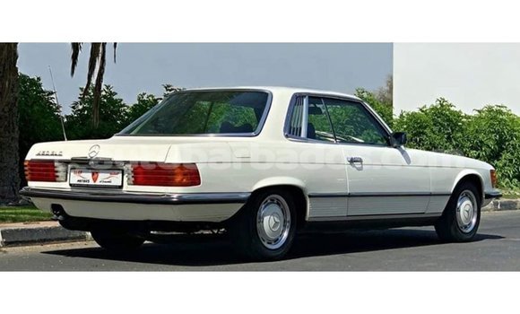 Buy Import Mercedes-Benz 190 (W201) White Car in Import - Dubai in Barbados Buy Import Mercedes-Benz 190 (W201) White Car in Import - Dubai in Barbados