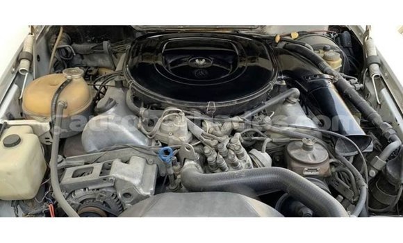 Buy Import Mercedes-Benz 190 (W201) White Car in Import - Dubai in Barbados Buy Import Mercedes-Benz 190 (W201) White Car in Import - Dubai in Barbados