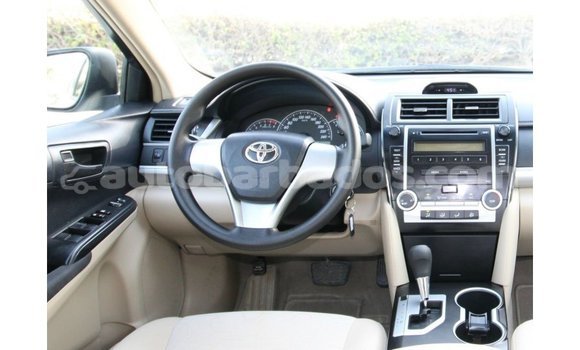 Buy Import Toyota Camry White Car in Import - Dubai in Barbados Buy Import Toyota Camry White Car in Import - Dubai in Barbados